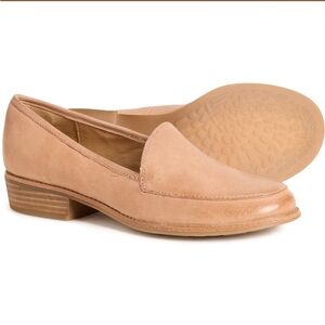 Sofft Women's Tan Leather Slip-On Loafer